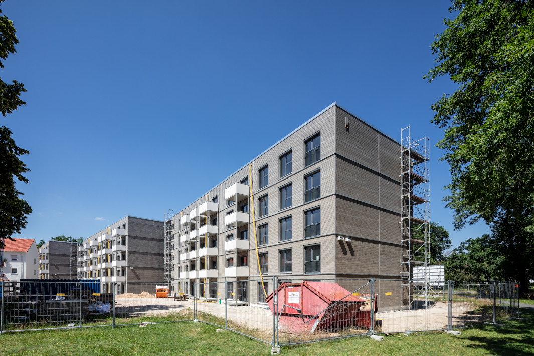 BUCK_Holzunion_Erlangen__07_Bauzaun