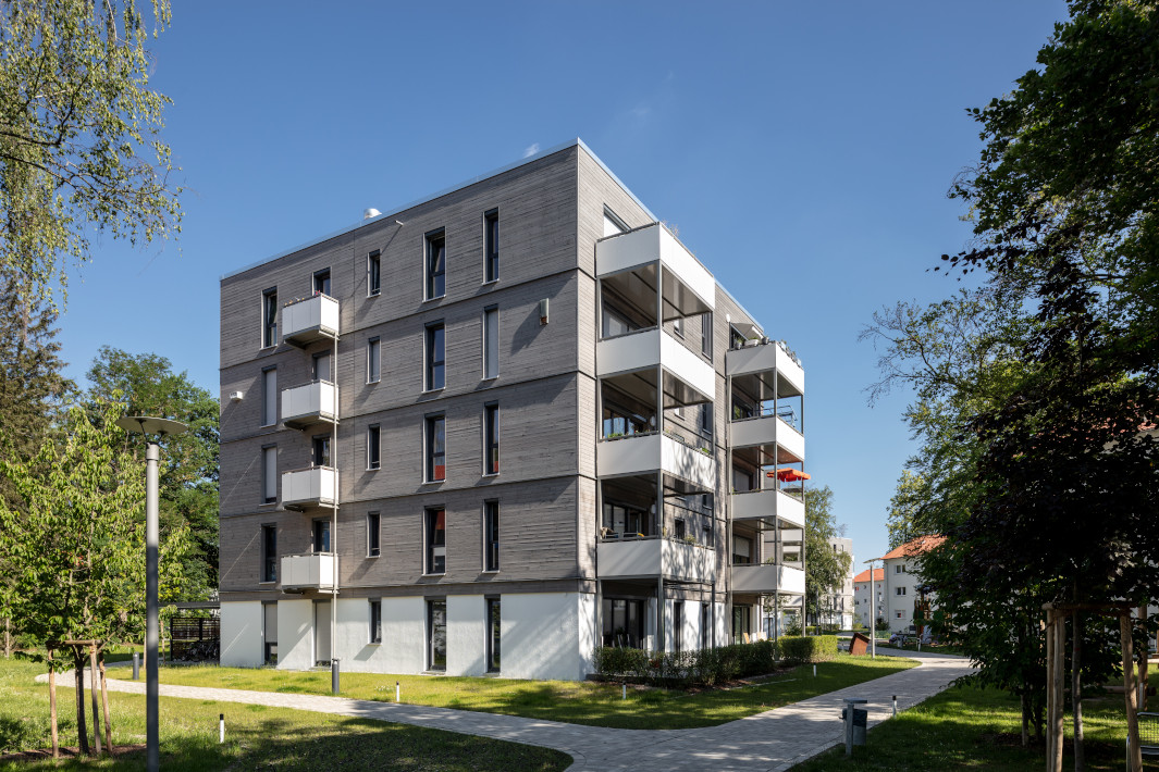 BUCK_Holzunion_Erlangen__09_Park2